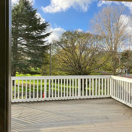 Remuera Spacious Holiday Home Окленд Экстерьер фото